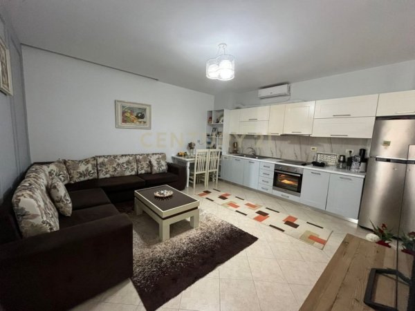 Tirane, shitet apartament 2+1 Kati 8, 88 m² 150.000 € (Rr. Besim Alla)