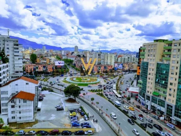 Tirane, shitet apartament 3+1+Ballkon Kati 6, 165 m² 350.000 € (ZOGU I ZI)