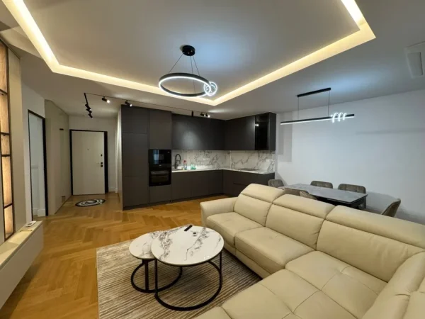 APARTAMENT 2+1+PARKIM ME QIRA  LAKE VIEW  2.100 € (RRUGA E KOSOVAREVE)