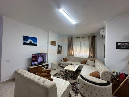Tirane, shitet apartament 2+1 Kati 8, 107 m² 198.000 € 