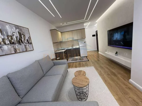 Tirane, shitet apartament 1+1 Kati 8, 42 m² 69.000 € (MISTO MAME)