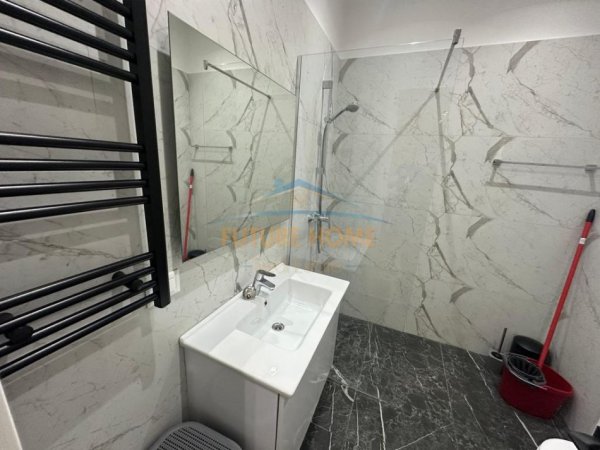 Tirane, jepet me qera apartament 1+1+Ballkon Kati 4, 76 m² 1.000 € (Kompleksi Delijorgji)