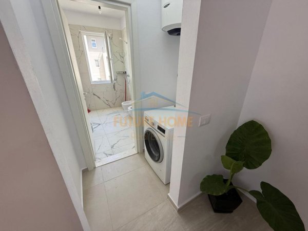 Tirane, jepet me qera apartament 1+1 Kati 7, 80 m² 500 € (QTU , Univers City)