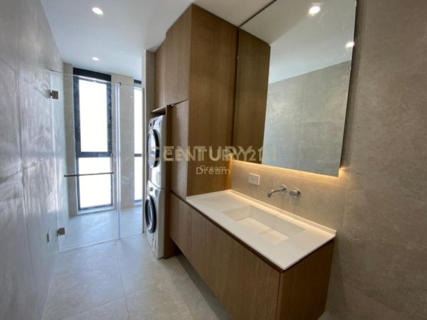 Tirane, shitet apartament 2+1 Kati 2, 124 m² 299.000 € (VET HOSPITAL)