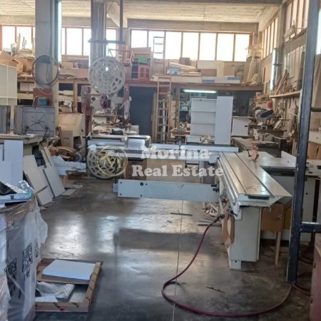 Tirane, jepet me qera ambjent biznesi Kati 0, 400 m² 2.100 € (Kombinat)