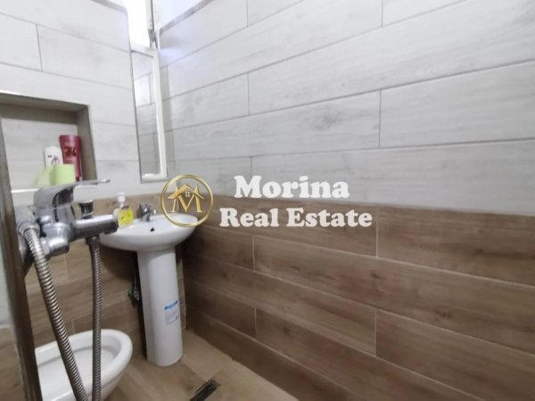 Tirane, jepet me qera garsonier Kati 2, 30 m² 370 € (Stacioni i Trenit)