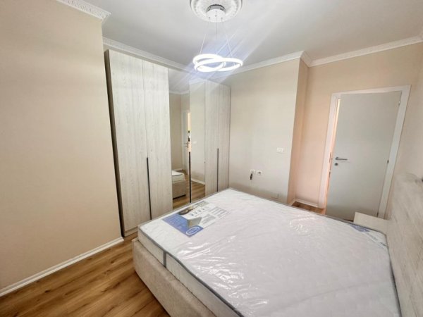 Tirane, jepet me qera apartament 1+1 Kati 6, 75 m² 700 € (Kompleksi Usluga)