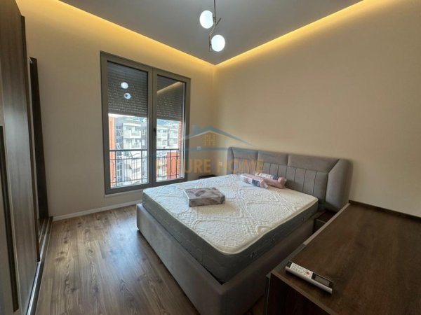 Tirane, jepet me qera apartament 1+1 Kati 4, 76 m² 1.000 € (KOMPLEKSI DELIJORGJI)