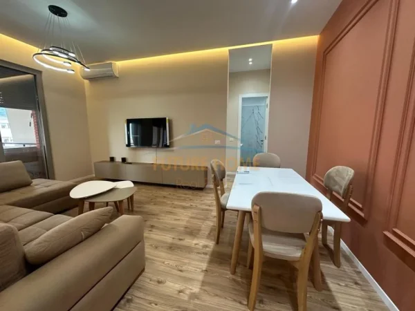 Tirane, jepet me qera apartament 1+1 Kati 4, 76 m² 1.000 € (KOMPLEKSI DELIJORGJI)