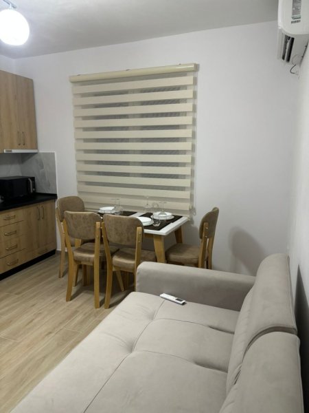 Tirane, jepet me qera apartament 1+1 Kati 1, 65 m² 520 € (ish tregu elektrik)