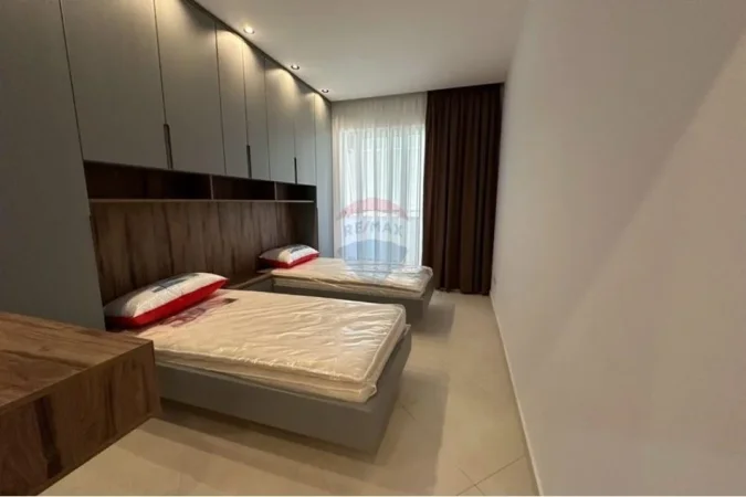 Tirane, jap me qera apartament 2+1+Ballkon Kati 2, 100 m² 550 € (prane Wellit)