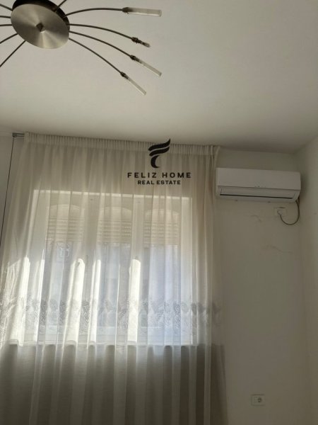 Tirane, jepet me qera apartament 2+1 Kati 3, 107 m² 700 € (PAZARI I RI)