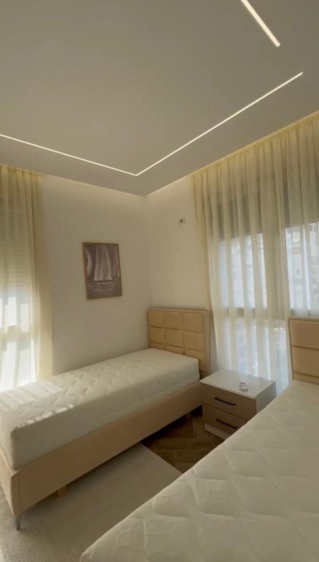 Tirane, shitet apartament 2+1+Aneks+Ballkon Kati 6, 112 m² 285.000 € (Rruga Sali Butka)