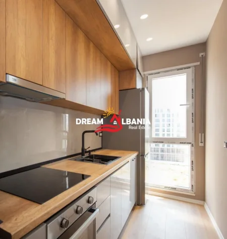 Tirane, jepet me qera apartament 1+1 , 70 m² 650 € (Jordan Misja)