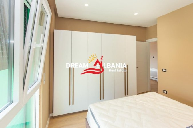 Tirane, jepet me qera apartament 1+1 , 70 m² 650 € (Jordan Misja)