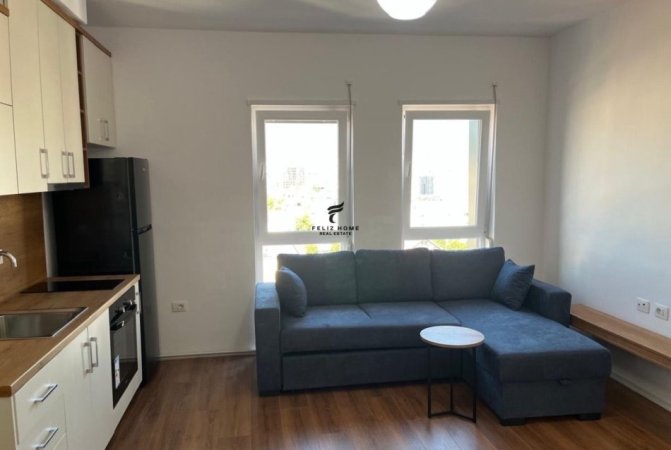 Tirane, jepet me qera apartament 1+1 Kati 8, 60 m² 650 € (PAZARI I RI)