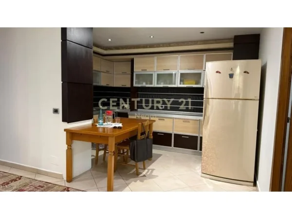 Tirane, shitet apartament 2+1+Aneks+Ballkon Kati 4, 125 m² 287.500 € (Kompleksi Kolimbo)