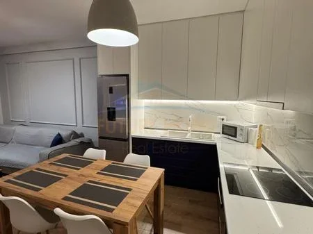 Tirane, shitet apartament 2+1 Kati 6, 97 m² 245.000 € (RRUGA E DIBRES)