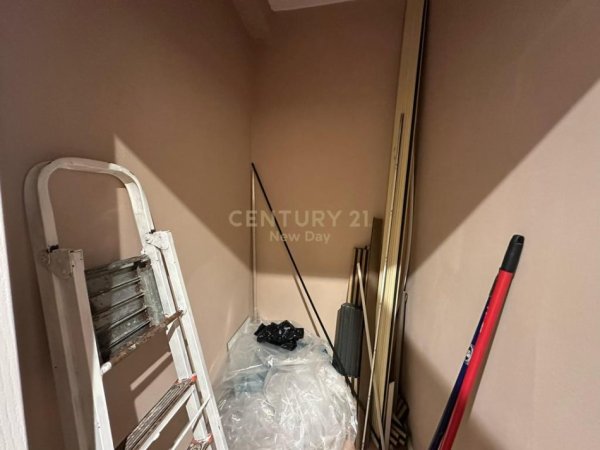 Durres, shitet apartament 2+1+Ballkon Kati 2, 88 m² 132.000 € 