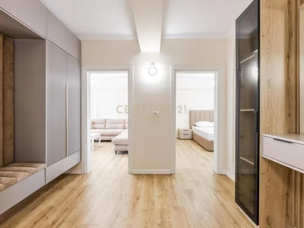 Durres, shitet apartament 2+1+Ballkon Kati 3, 90 m² 180.000 € (Rruga portit)