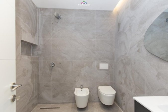 Tirane, jepet me qera apartament 1+1+Ballkon Kati 6, 60 m² 650 € (jordan misja)
