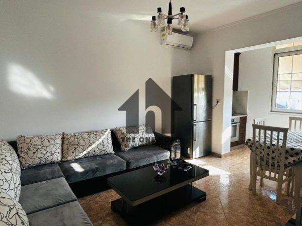 Tirane, jepet me qera apartament 2+1+Ballkon Kati 4, 90 m² 500 € (PRANE - STACIONIT TRENIT)