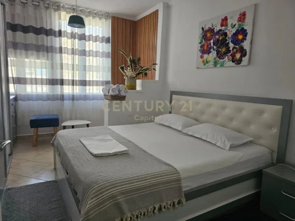 Tirane, jepet me qera apartament 1+1 Kati 10, 52 m² 600 € (Stacioni Trenit)