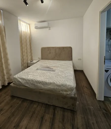 Tirane, jepet me qera apartament 1+1 Kati 1, 30 m² 310 € (Dalip topi)