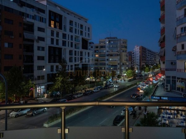 Tirane, shitet apartament 2+1+Ballkon Kati 2, 104 m² 210.000 € (Bulevardi Migjeni)