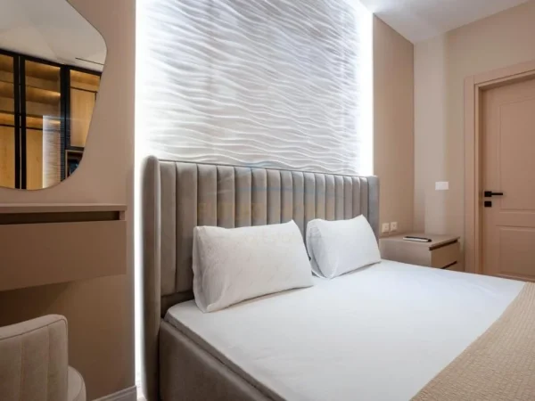 Tirane, shitet apartament 2+1+Ballkon Kati 2, 104 m² 210.000 € (Bulevardi Migjeni)