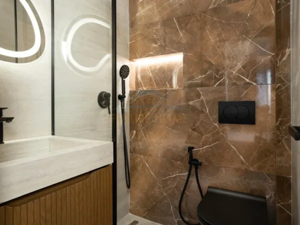 Tirane, shitet apartament 2+1+Ballkon Kati 2, 104 m² 210.000 € (Bulevardi Migjeni)