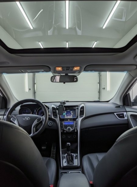 Tirane, shes makine Hyundai Benzin, e bardhë automatik Kondicioner 126.000 km 7.800 €