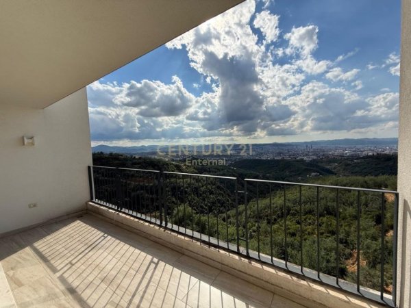 Tirane, jepet me qera apartament 2+1+Ballkon Kati 1, 107 m² 950 € (La Panoram Luxury-Villa, pranë Select Hill)