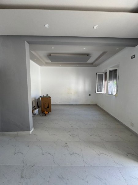 Kavaje, shitet shtepi 2+1+Aneks+Ballkon Kati 1, 145 m² 45.000 € (Kavaje)