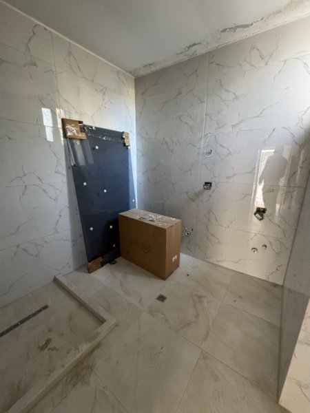 Kavaje, shitet shtepi 2+1+Aneks+Ballkon Kati 1, 145 m² 45.000 € (Kavaje)