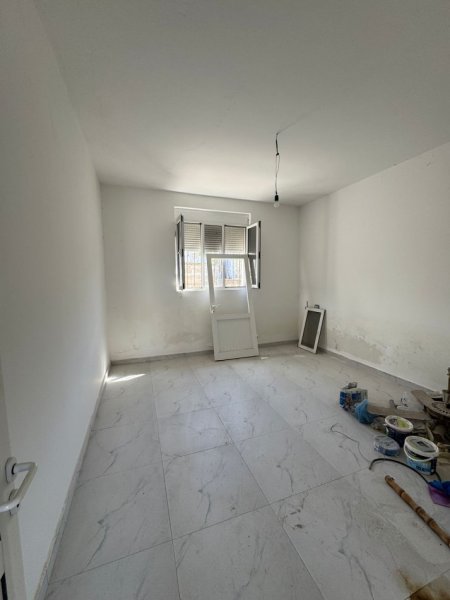 Kavaje, shitet shtepi 2+1+Aneks+Ballkon Kati 1, 145 m² 45.000 € (Kavaje)