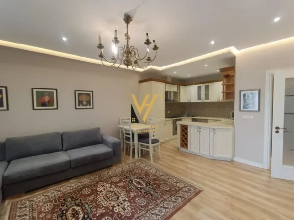 Tirane, jepet me qera apartament 1+1+Ballkon Kati 9, 70 m² 800 € (RRUGA E ELBASANIT)