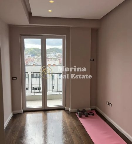 Tirane, jepet me qera apartament 2+1+Ballkon Kati 9, 95 m² 1.100 € (Komuna e Parisit)