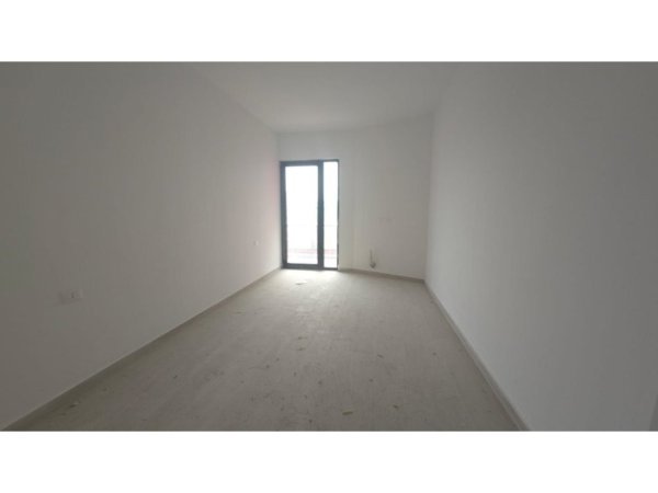 Tirane, shitet apartament 2+1 Kati 4, 127 m² 228.600 € 