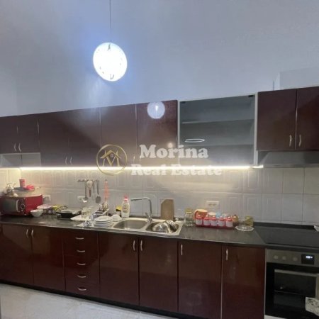 Tirane, jepet me qera shtepi 2+1 Kati 2, 140 m² 580 € (Qytet Studenti)
