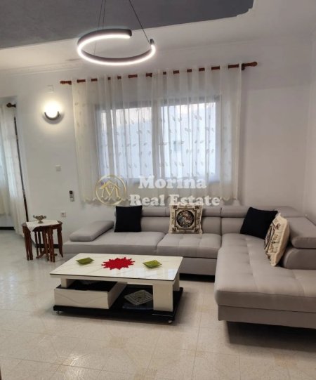 Tirane, jepet me qera shtepi 2+1 Kati 2, 140 m² 580 € (Qytet Studenti)
