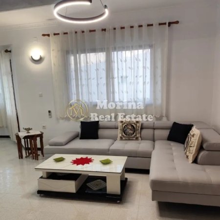 Tirane, jepet me qera shtepi 2+1 Kati 2, 140 m² 580 € (Qytet Studenti)