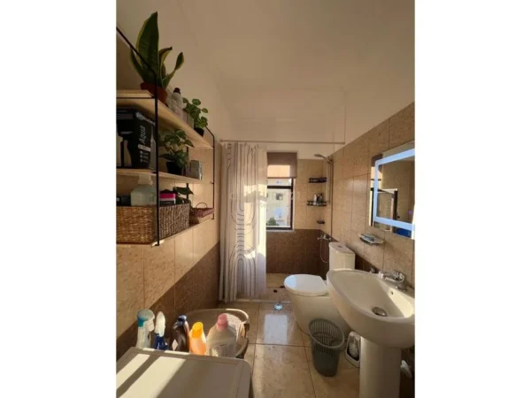 Tirane, shes apartament 1+1+Aneks+Ballkon Kati 5, 69 m² 155.000 € 