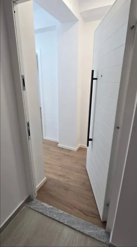 Tirane, shitet apartament 1+1 , 56 m² 117.000 € (Don Bosko)