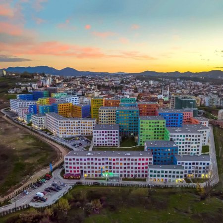 Tirane, shitet apartament 2+1+Ballkon Kati 2, 84 m² 125.000 € (rruga Pasho Hysa)