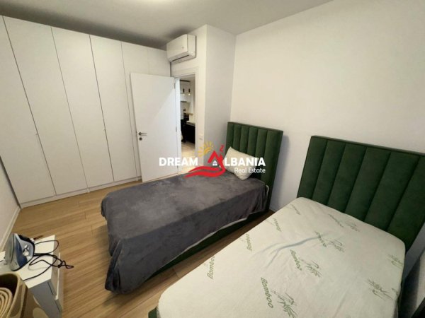 Tirane, jepet me qera apartament 2+1 , 95 m² 650 € (Kompleksi Zirkon)
