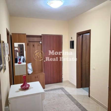Tirane, jepet me qera apartament 1+1 Kati 7, 84 m² 600 € (Komuna Parisit)