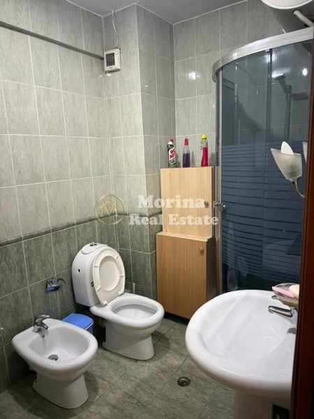 Tirane, jepet me qera apartament 1+1 Kati 7, 84 m² 600 € (Komuna Parisit)