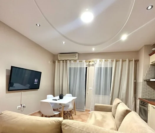 Tirane, jepet me qera apartament 2+1+Aneks+Ballkon Kati 5, 90 m² 800 € 