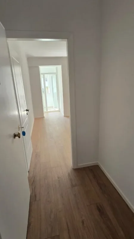 Tirane, shitet apartament 1+1 , 47 m² 102.000 € (don bosko)